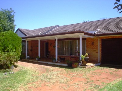 HERE'S GREAT VALUE - ALMOST 1,400M2 BLOCK Picture