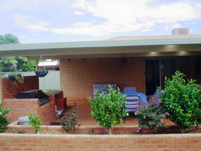 Great Location Picture 3