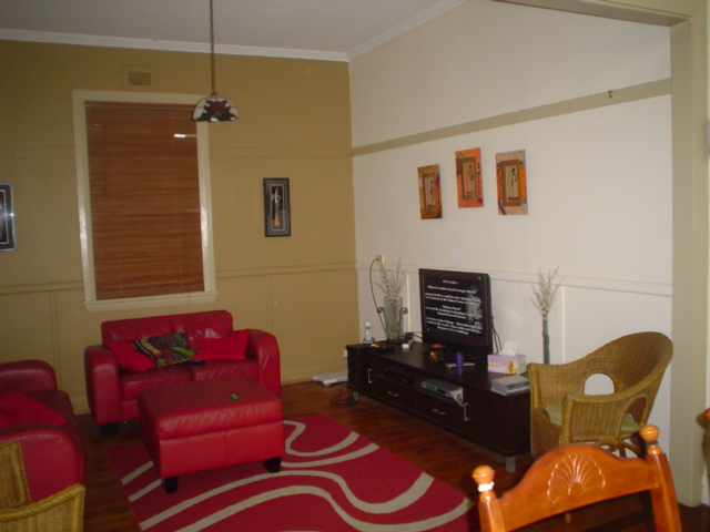 Great First Home / South Location Picture 3