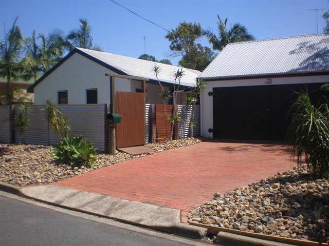 A TOUCH OF CHARACTER IN OLD TEWANTIN Picture 1