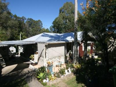 CUTE IN COOROY Picture 1