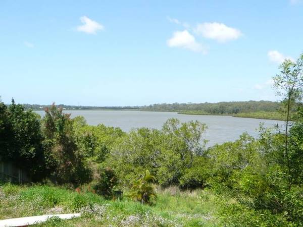 ABSOLUTE LAKE FRONT DEVELOPMENT SITE Picture 1