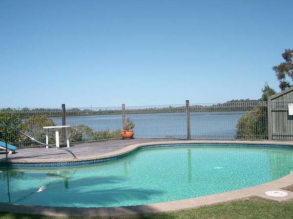 LAKESIDE LIVING IN THE HEART OF TOWN (avail 24th November) Picture LAKESIDE LIVING IN THE HEART OF TOWN (avail 24th November) Picture