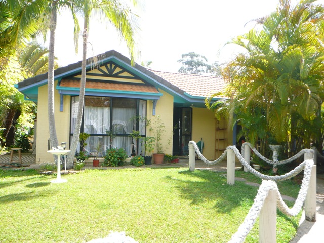 HESITATE AND YOU WILL LOSE! Picture 1