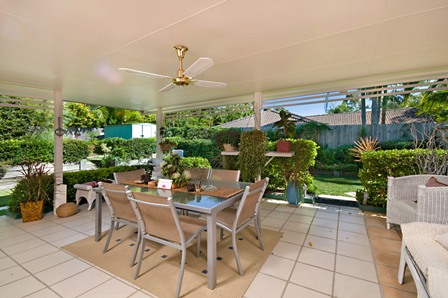 GARDENS OF EDEN Picture 1