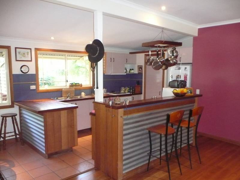 CAPTIVATING LIFESTYLE Picture 2