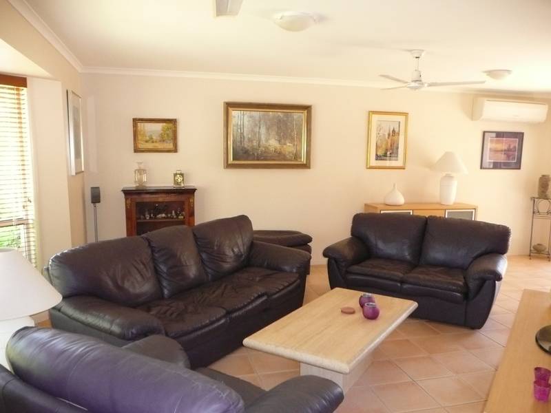 PRIVATE OASIS Picture 3