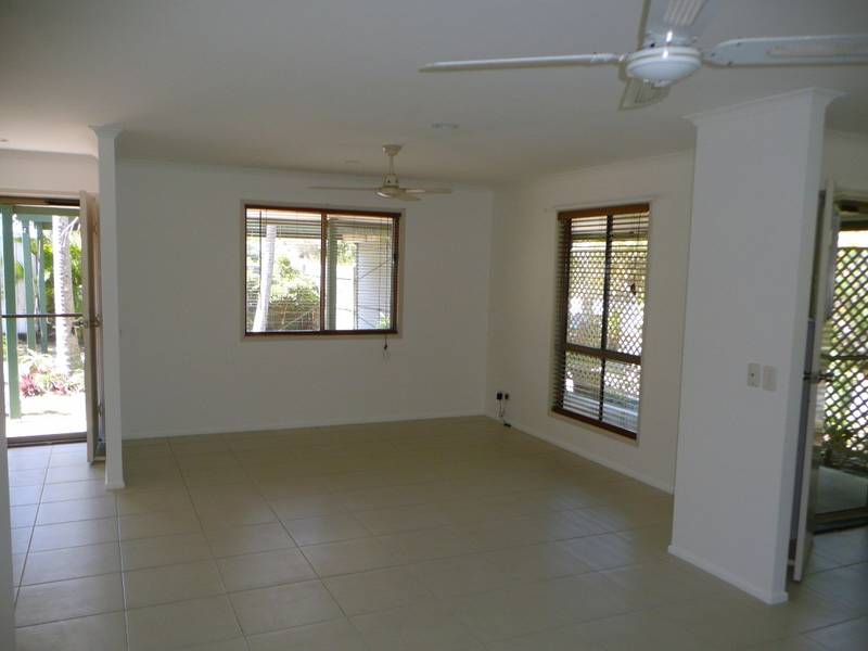 MORE THAN MEETS THE EYE OPEN SAT 30th Jan. 12-12:30pm Picture 3