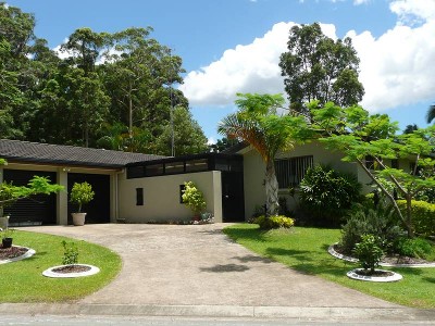 SHE'S A BEAUTY Picture SHE'S A BEAUTY Picture