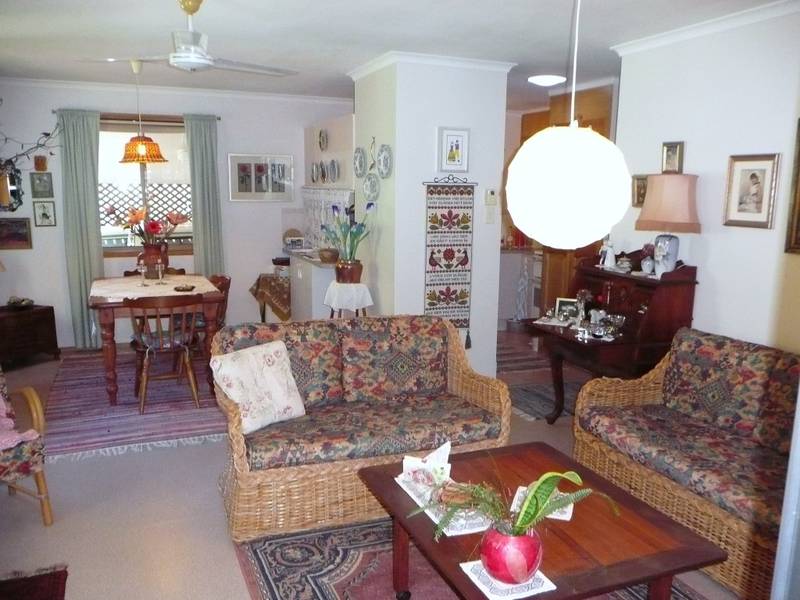 What a Little Beautie! Picture 3