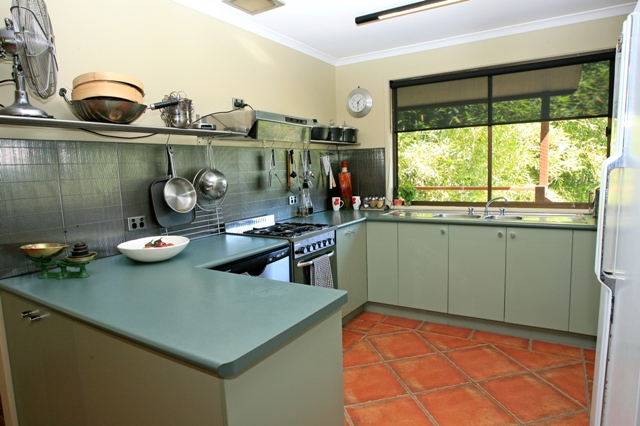 QUIET LOCATION IN OLD TEWANTIN Picture 2