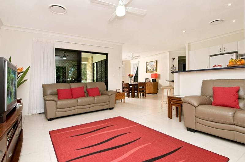 SPARKLING BEAUTY Picture 3