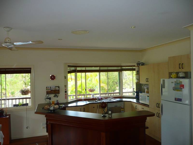 ROOM FOR 3 GENERATIONS Picture 2