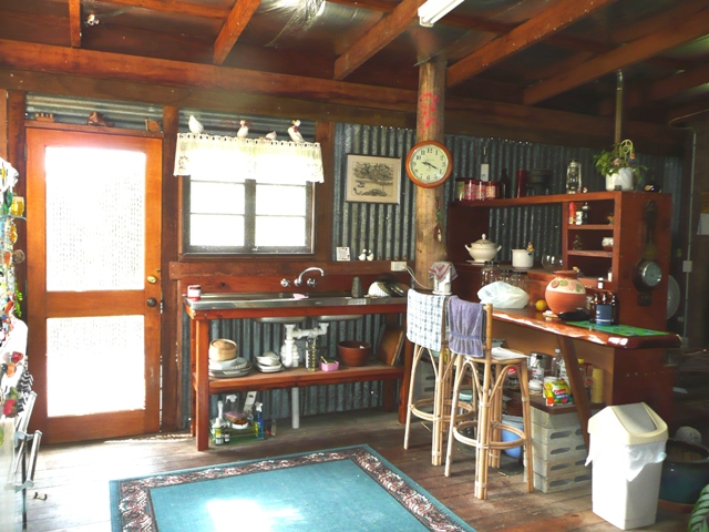 10 ACRES IN RINGTAIL CREEK Picture 2