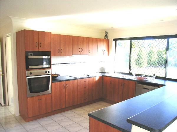 AN INVESTMENT IN LIFE STYLE Picture 2