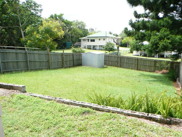 CUTE AND CENTRAL Picture 2