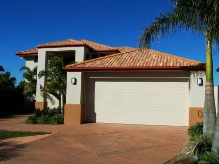 Hope Island Waterfront Picture 1