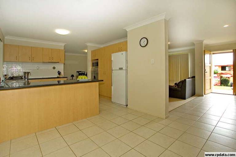 Just Renovated.....With a POOL...... Picture 1