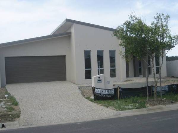 Platinum Waters- Family needed!! Picture 3