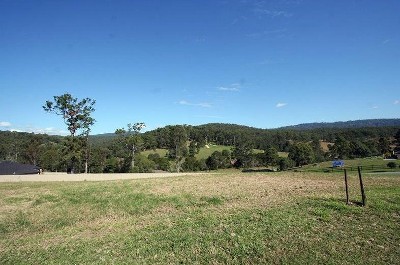 LOCATION LOCATION LOCATION - MT NATHAN
Reduced to Be sold NOW!!! Picture