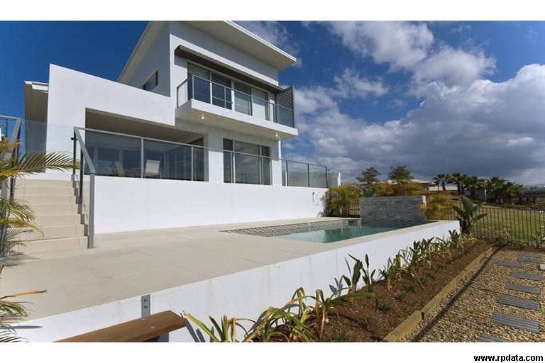 State of the art WATERFRONT living !!! Make me an offer Picture