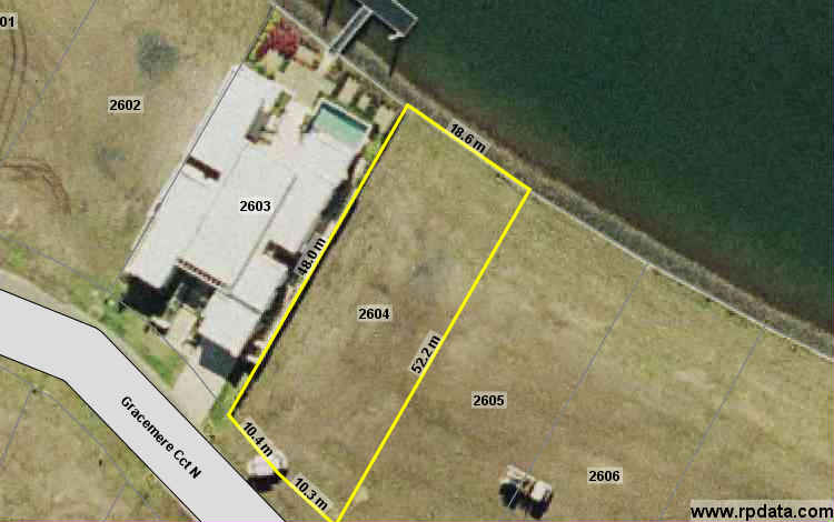 QUICK ACCESS TO THE COOMERA RIVER AND MARINA Picture 1