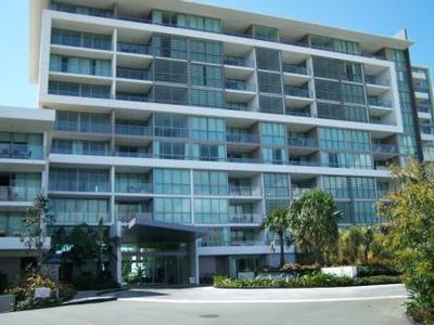 NEAR NEW UNIT IN A FASHIONABLE ADDRESS Picture NEAR NEW UNIT IN A FASHIONABLE ADDRESS Picture