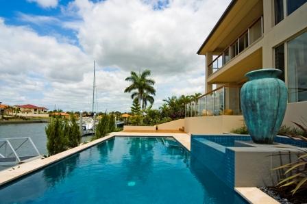 SOPHISTICATED, CONTEMPORARY DESIGN AND SUPERB QUALITY Picture 2