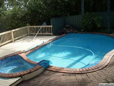 HUGE Yard with Pool!! Two weeks free rent Picture HUGE Yard with Pool!! Two weeks free rent Picture