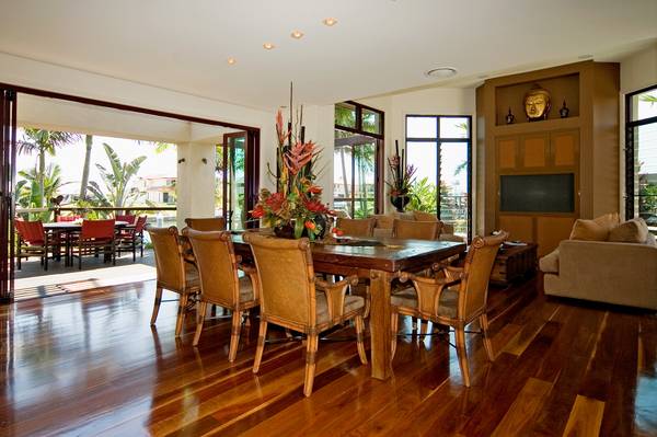 Magnificent Waterfront Asian Themed Home Picture 3