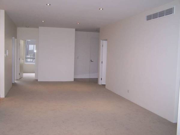 Ilanah Aqua - Third Building Picture 3