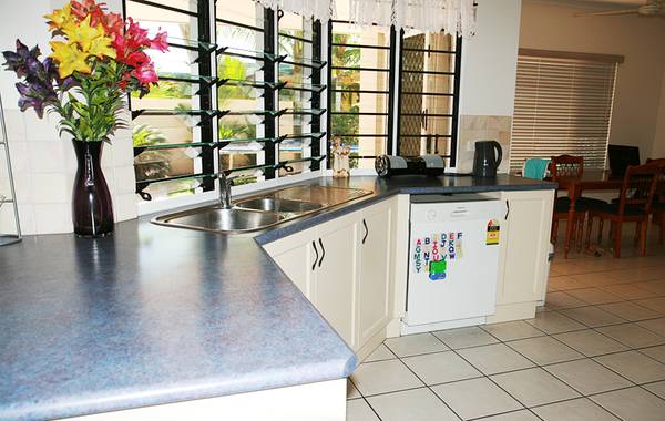 Beautifully Presented Modern Home Picture