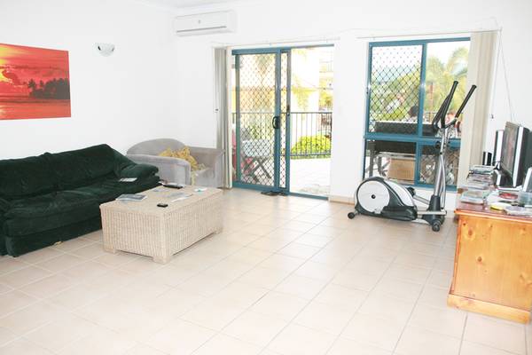 Great Location, Stylish Unit Picture