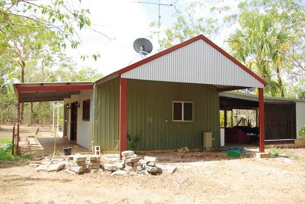 Rural Starter with Privacy and Room to Move Picture Rural Starter with Privacy and Room to Move Picture