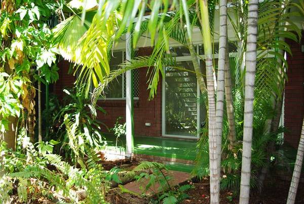 Quiet, Leafy Ludmilla Picture 1