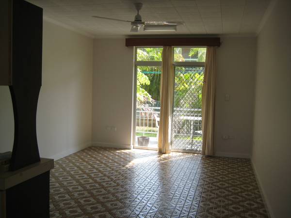 Tidy Complex! A much sought after unit Picture Tidy Complex! A much sought after unit Picture