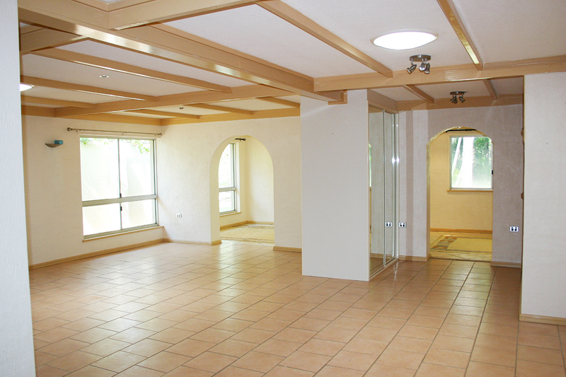 Prestigious Rural Property Picture 3