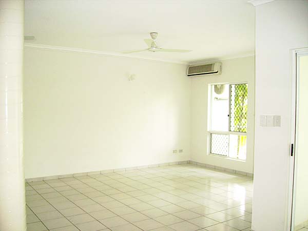 "Beautiful upper level apartment with fantastic ocean views!" Picture
