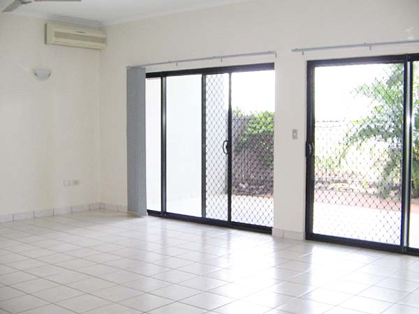 This property is currently OH HOLD Picture 2