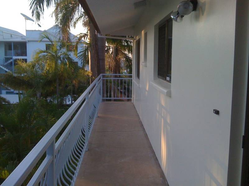 ON HOLD "walking distance to Nightcliff foreshore" Picture 2