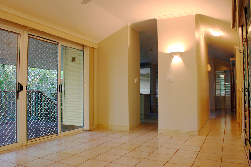 Large Elevated Family Home Picture 2