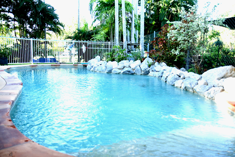 Ideal for Big Family Picture 1