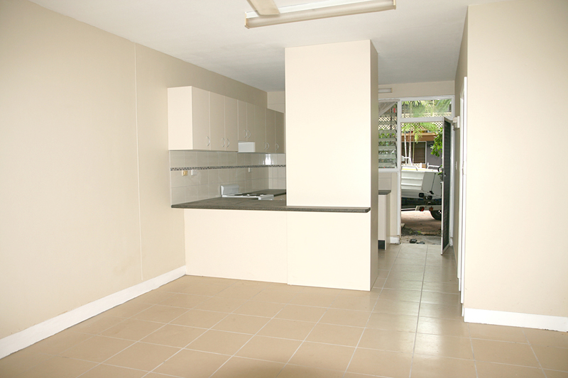 Seconds from the Fannie Bay Foreshore Picture 1