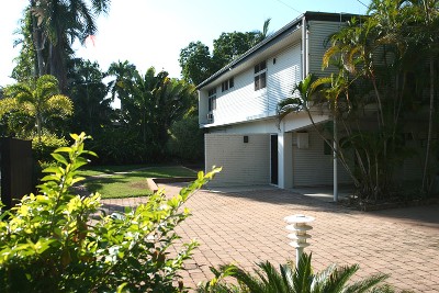 Family Home in
Elite Location Picture