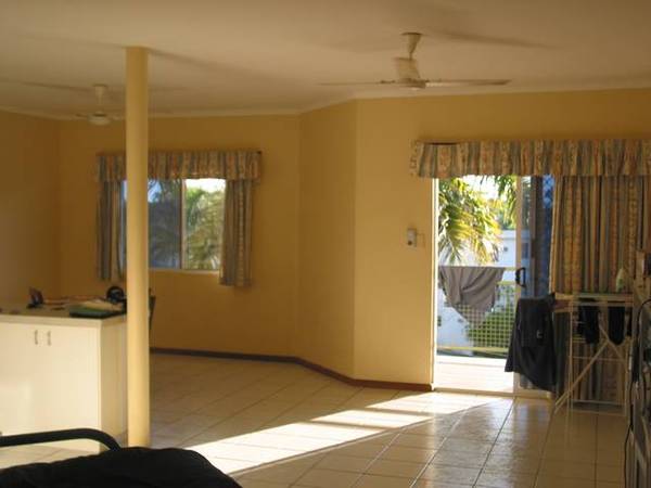 2 Bedroom upper floor unit Picture 3