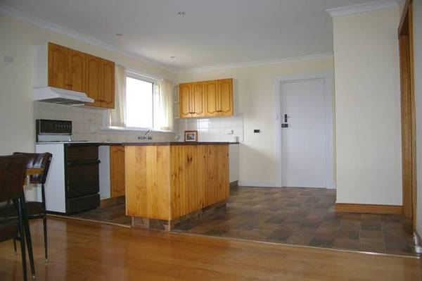 FOUR BEDROOMS AND A SPECTACULAR VIEW Picture FOUR BEDROOMS AND A SPECTACULAR VIEW Picture