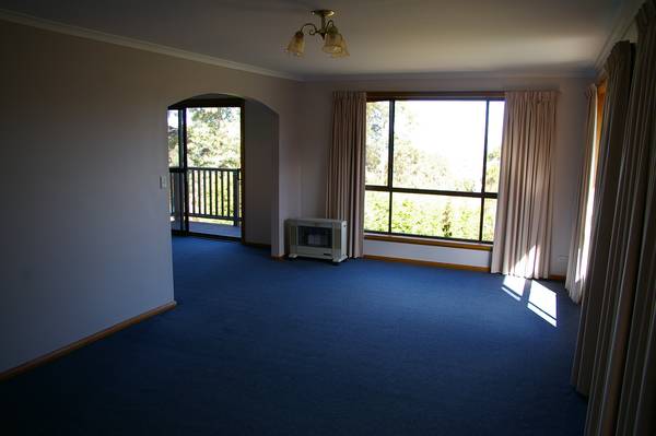 QUIET LOCATION CLOSE TO THE CITY Picture QUIET LOCATION CLOSE TO THE CITY Picture