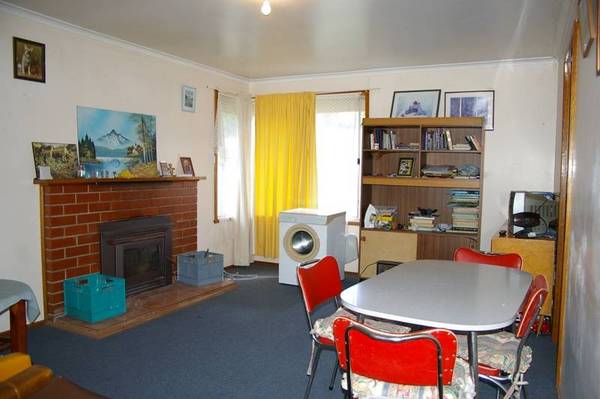 OWNER RELOCATING - MUST SELL Picture 3