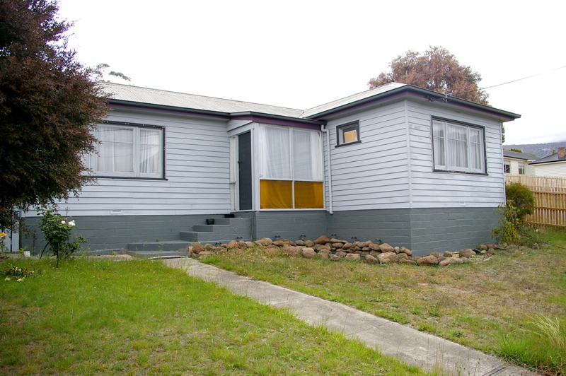 WHEN OPPORTUNITY KNOCKS Picture 2