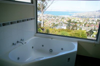 WONDERFULLY RENOVATED TOWNHOUSE - PRICE REVISED!! Picture